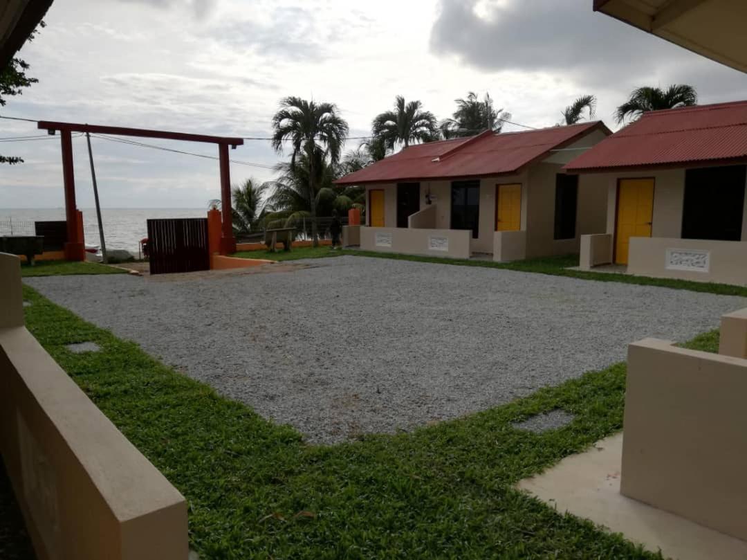 Chalet Mutiara *